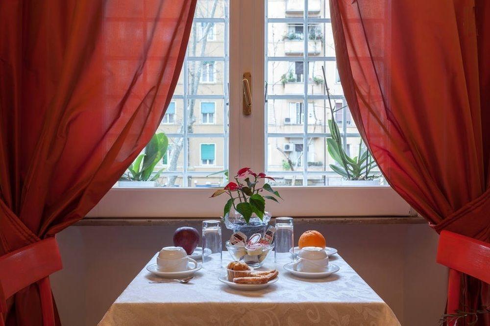 Roma In Una Stanza Guesthouse Luaran gambar